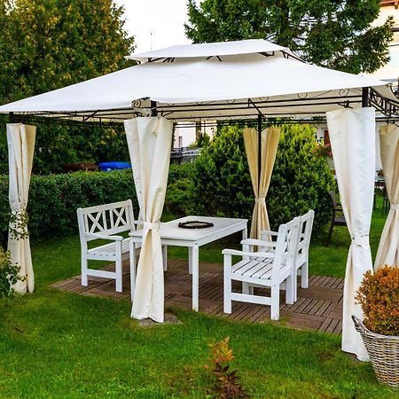Avista Mielno Hotel Unieście Екстериор снимка