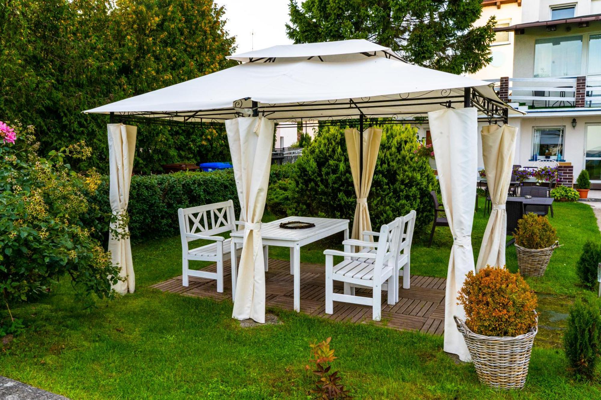Avista Mielno Hotel Unieście Екстериор снимка