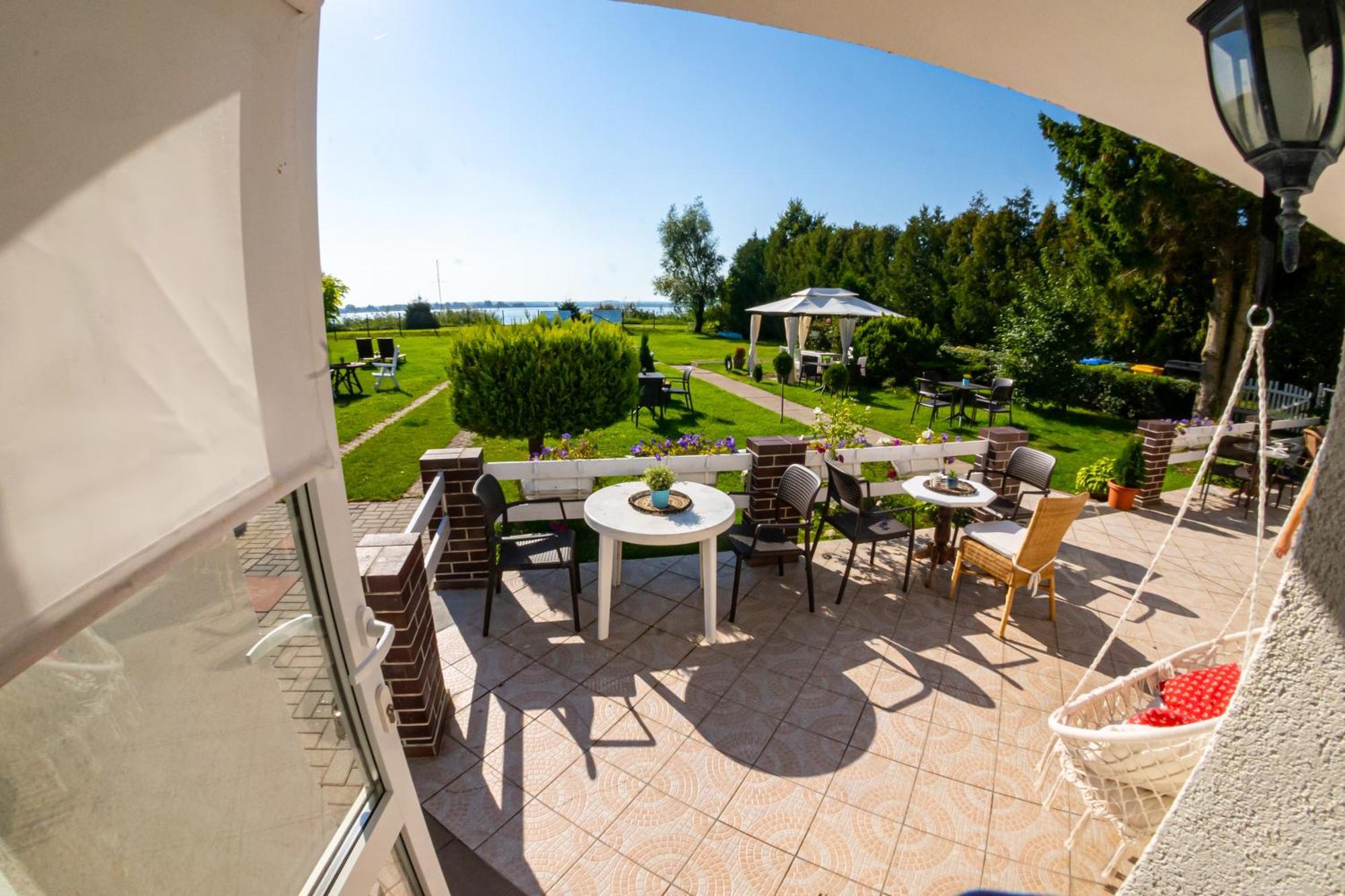 Avista Mielno Hotel Unieście Екстериор снимка